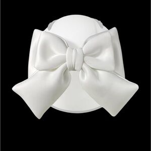 White Helmet Bow Hook and Loop